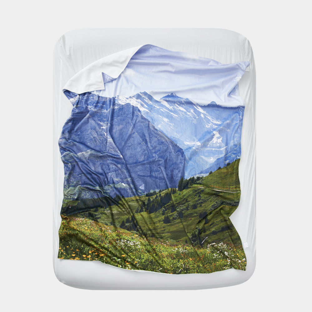 Swiss enjoy blanket (2 size)